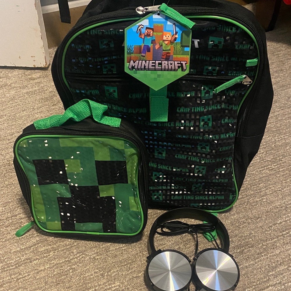 Minecraft Kids Backpack and Lunchbox Set - Black and Green